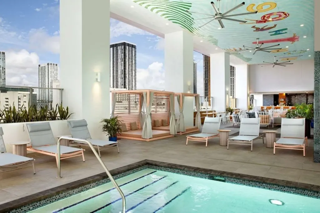 YOTEL Miami, Miami