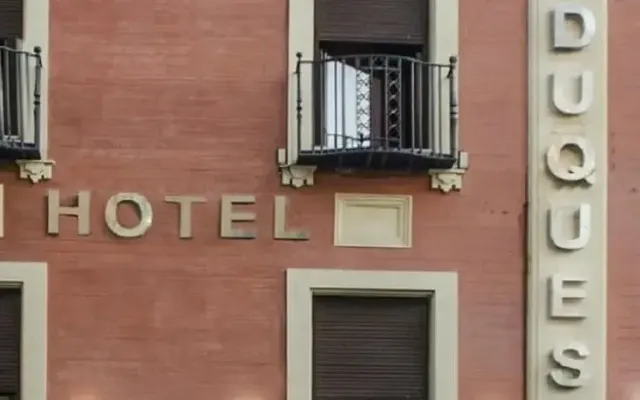 Duquesa Hotel, Sewilla