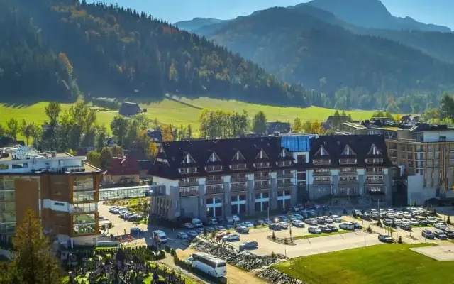 Hotel Grand Nosalowy Dwor, Zakopane (Tatry i Podhale)