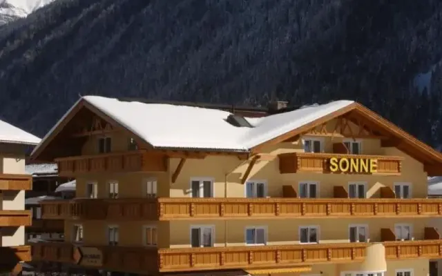 Appartements zur Sonne, Neustift im Stubaital (Tyrol)