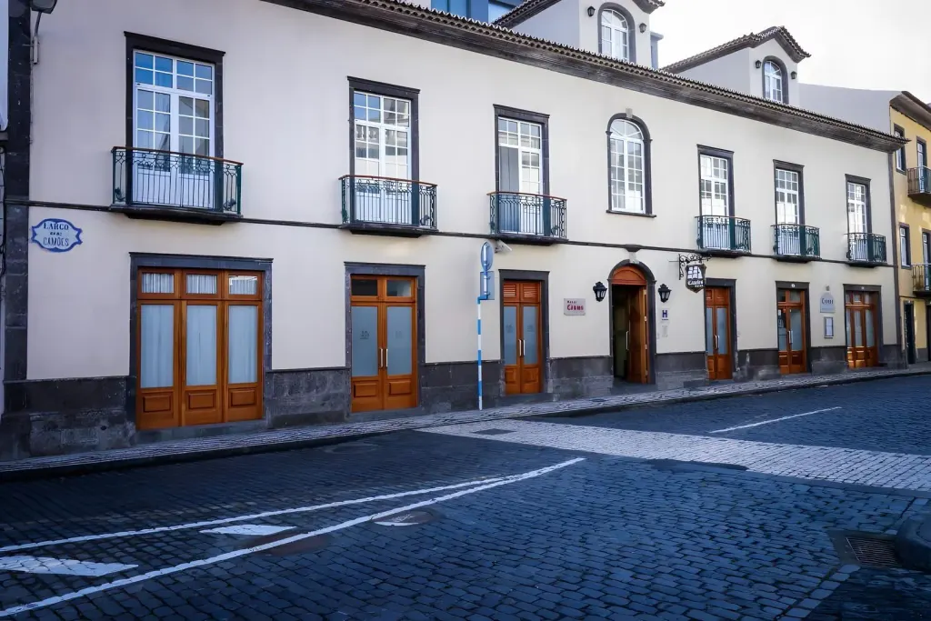 Camoes Hotel, Ponta Delgada (Azory)
