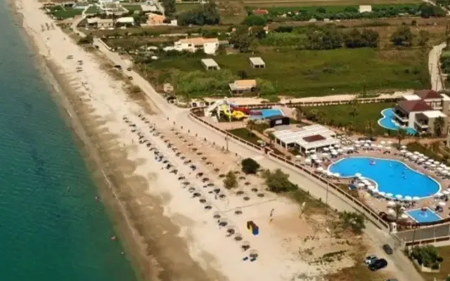 Almyros Beach, Acharavi (Korfu)