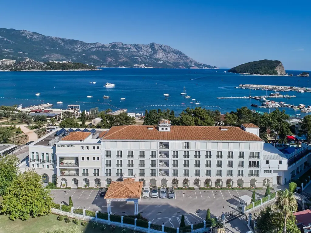 Crowne Plaza Budva by IHG, Budva (Riwiera Czarnogórska)
