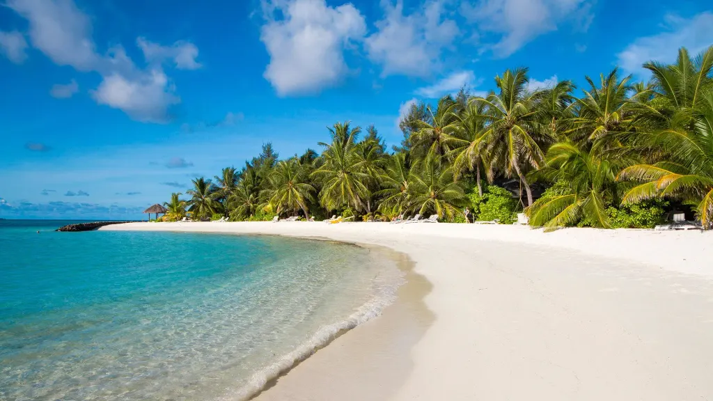 Summer Island Maldives, Reethi Rah (Male Atol)