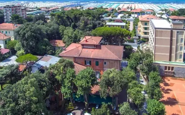 Albergo Battelli, Marina di Pietrasanta (Toskania)