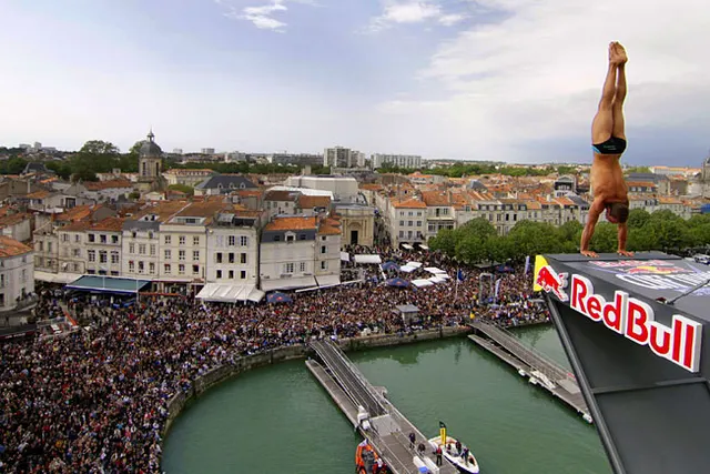 Red Bull Cliff Diving La Rochelle 2010 fot Romina Amato