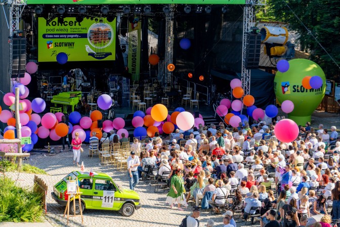 „Szalone lata 60.” na Koncercie pod Wieżą w Krynicy-Zdroju. Ruszyła sprzedaż biletów!